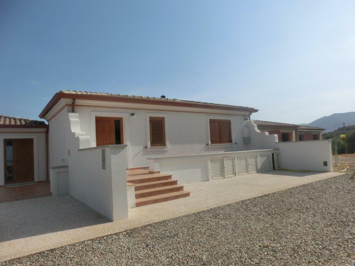 La Costa Est Villa Con Vista Mare In Ogliastra Sardegna Тертенія Екстер'єр фото